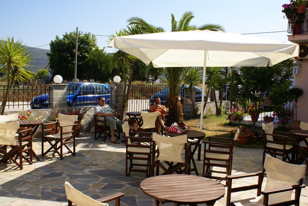 Andrianna Apartments Амудия Екстериор снимка