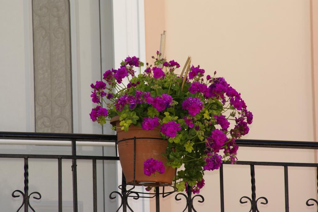 Andrianna Apartments Амудия Стая снимка